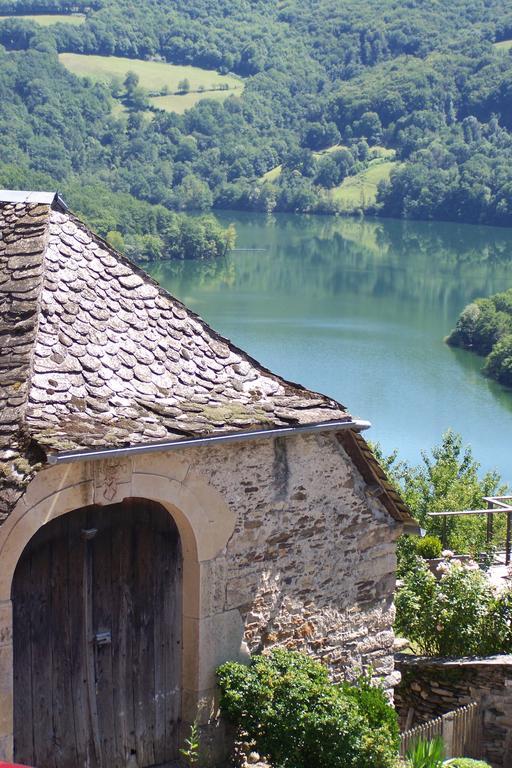 Les Hotes Du Lac, Chambres Et Tables D'Hotes Mandailles  Екстер'єр фото